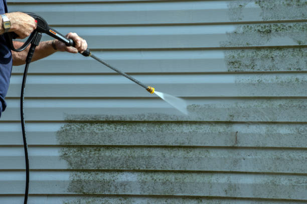 Best Pool Deck Cleaning in New Berlin, WI